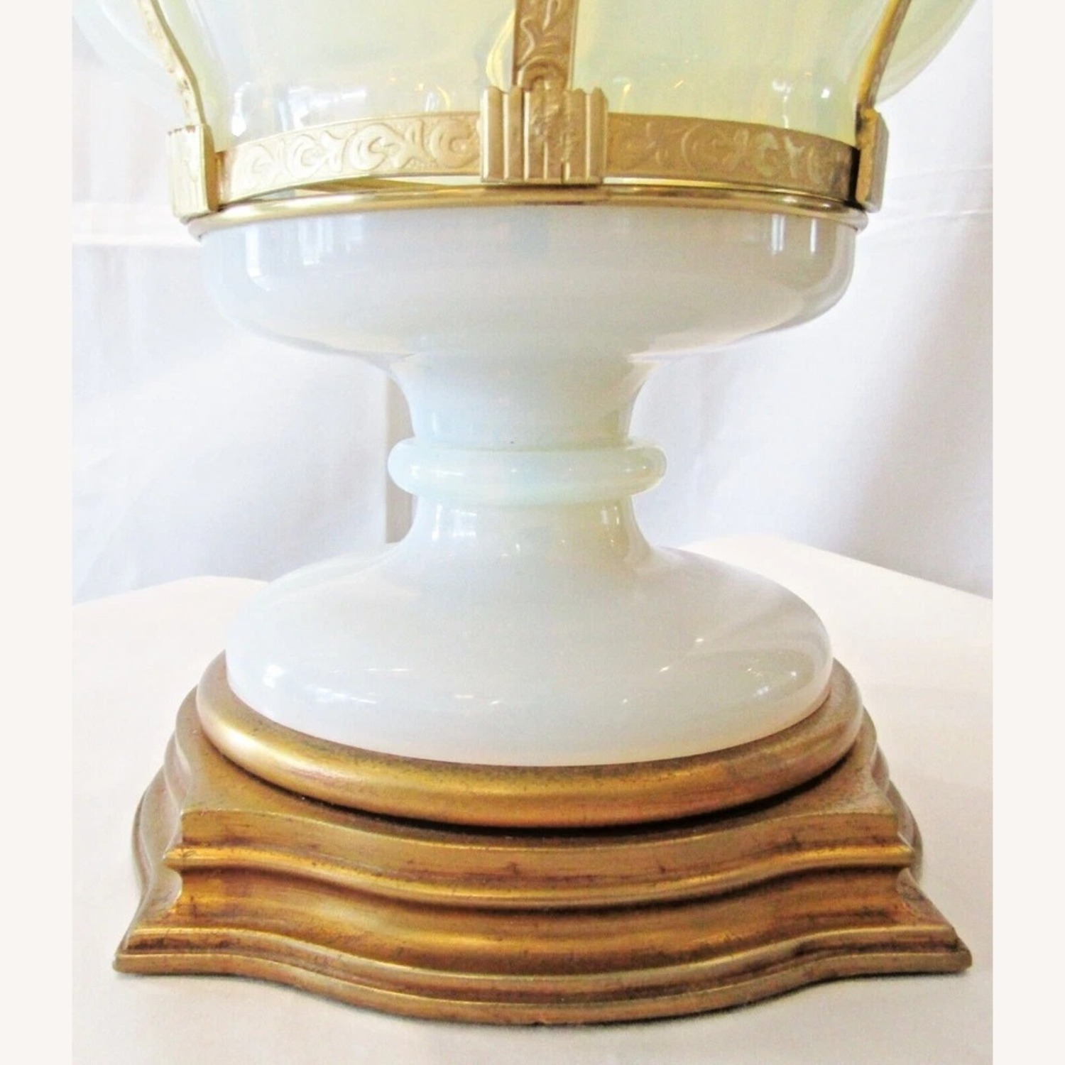 Murano Opaline Glass Table Lamp by Marbro - image-7