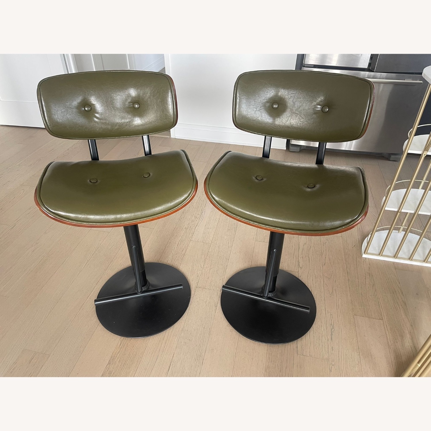 Olive-Green Comfortable Bar Stools (2x) - image-3