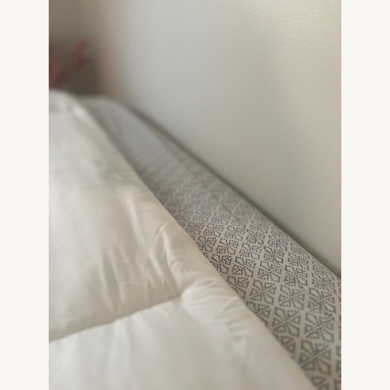 Turn-Key Queen Bed - image-5