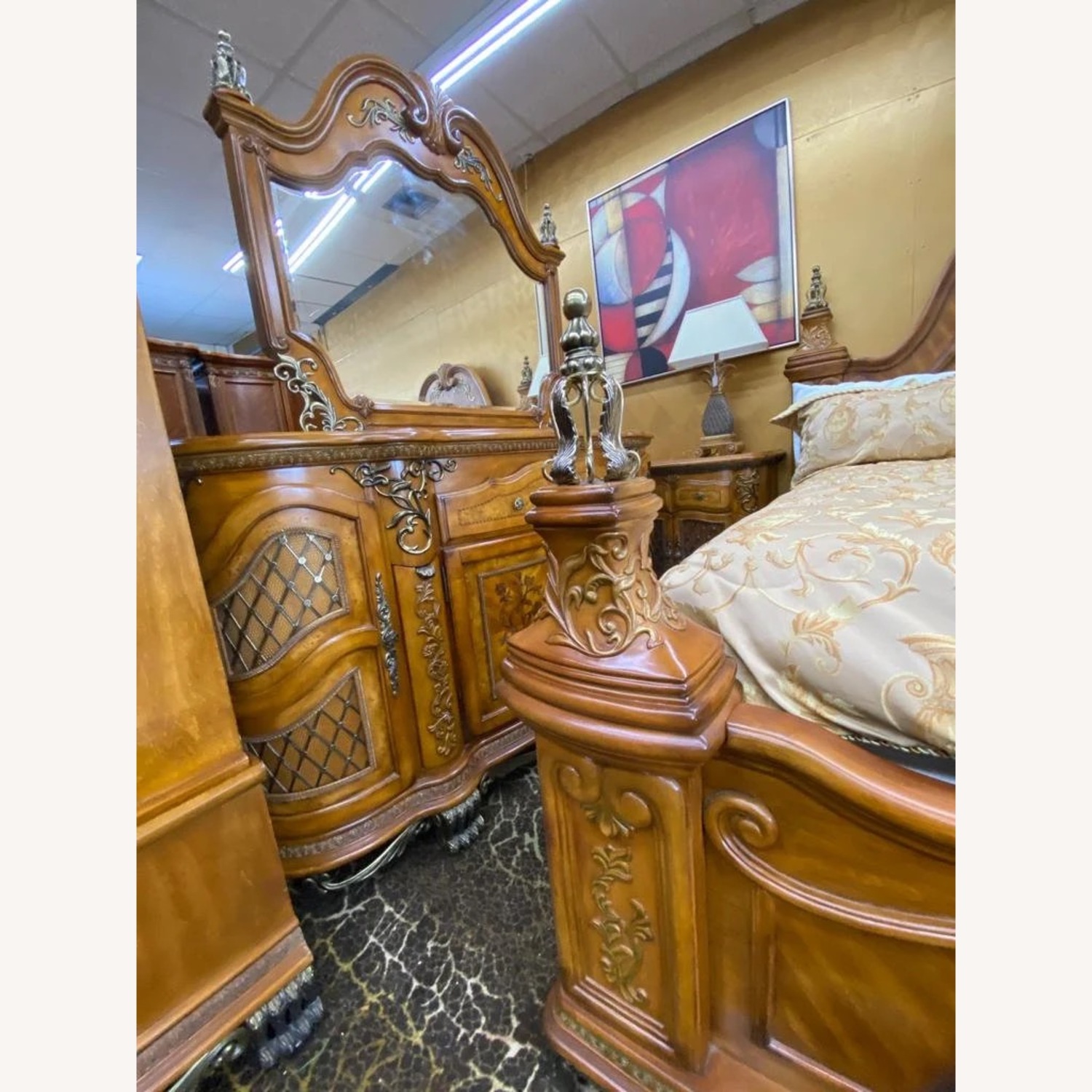 Michael Amini Venetian Dresser with Mirror - image-0