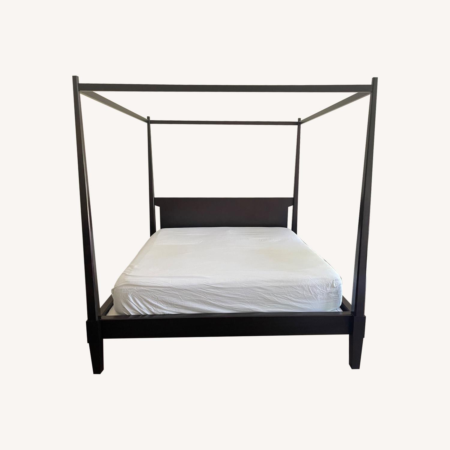 Holly Hunt King Bed - image-0
