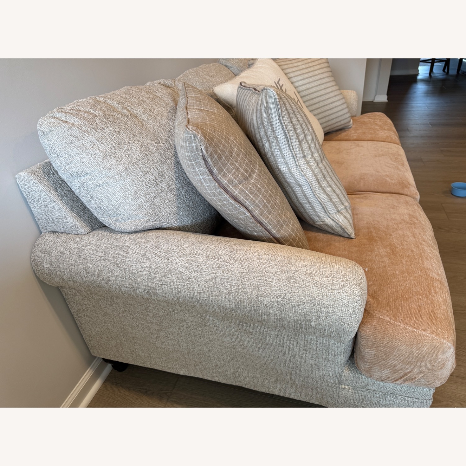 Signature Design by Ashley Valerani Sofa - image-2