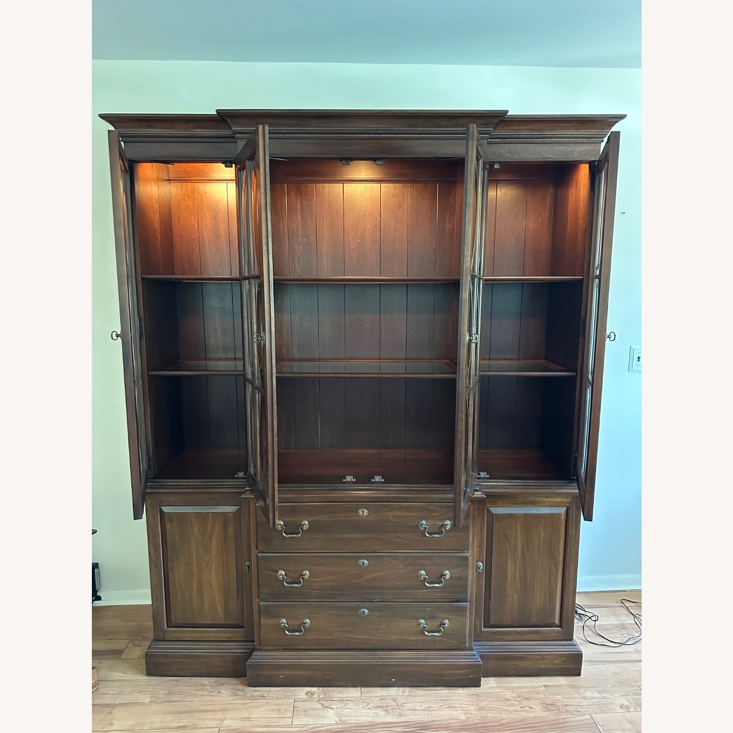 Ethan Allen Vintage Georgian Court Breakfront  - image-3