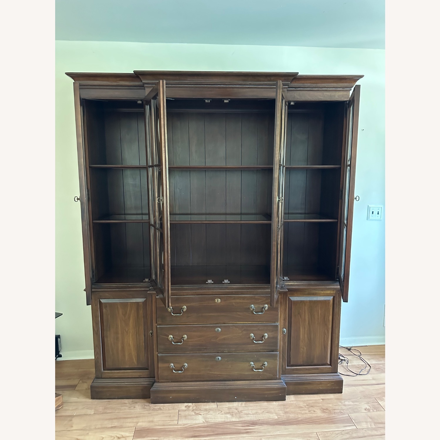 Ethan Allen Vintage Georgian Court Breakfront  - image-2