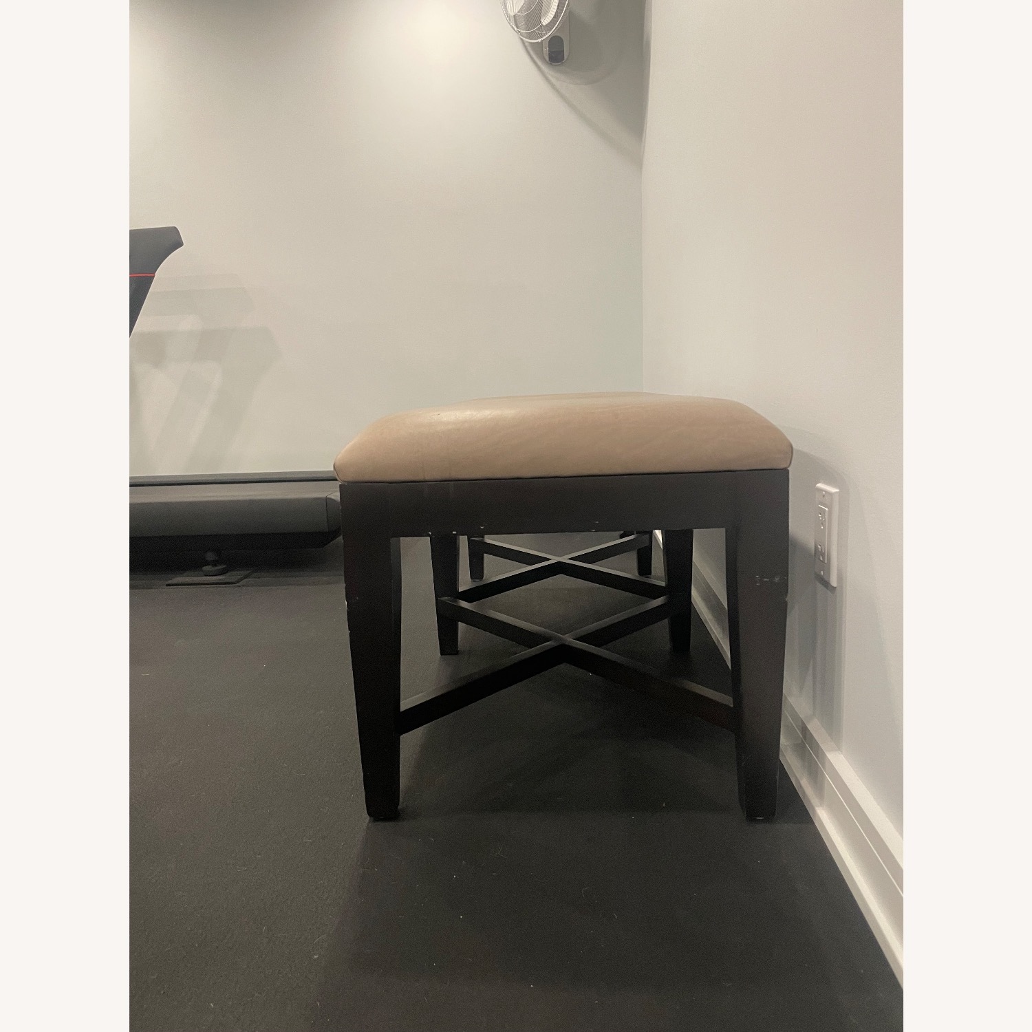 Schwartz Design Bench - image-4