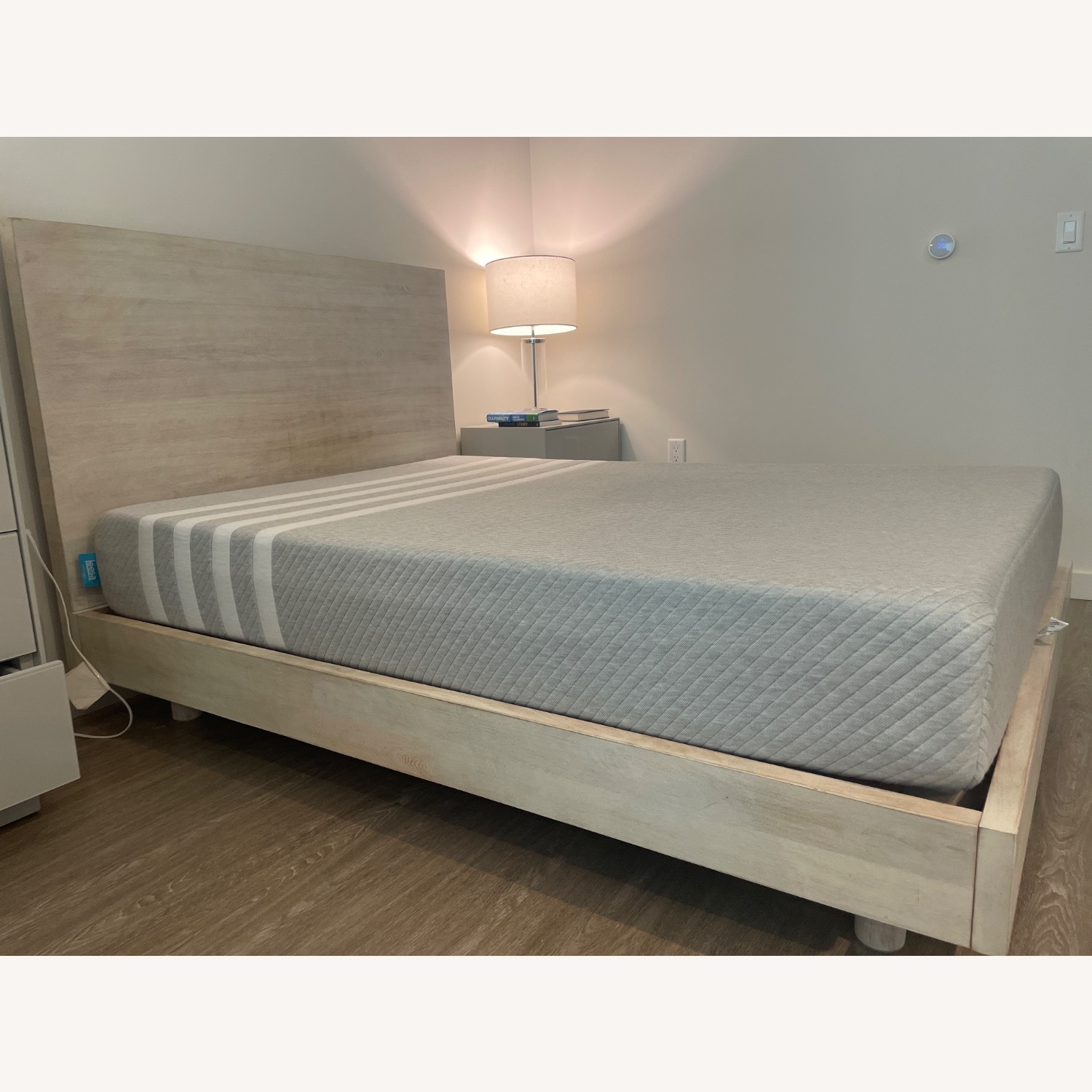 Pottery Barn Cayman Bed and Headboard (Full) - image-3