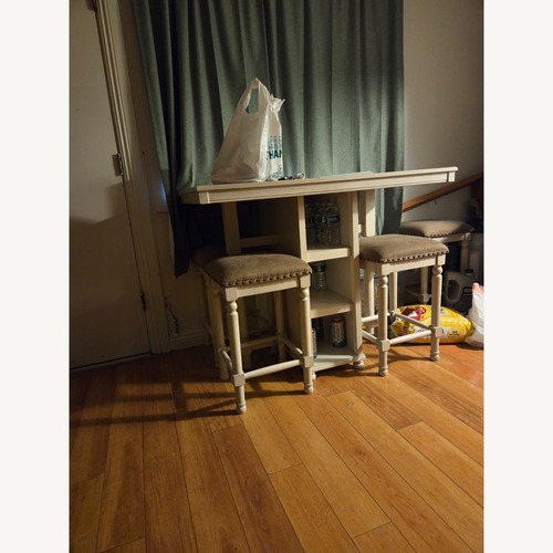 Used Sunny Table for sale on AptDeco