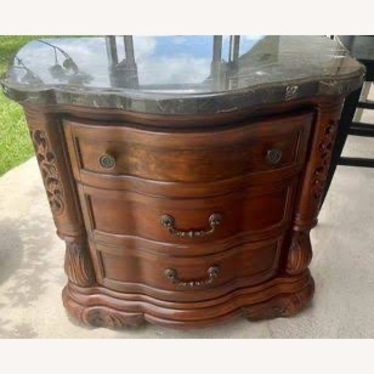 Set of Michael Amini Excelsior Nightstands - image-2