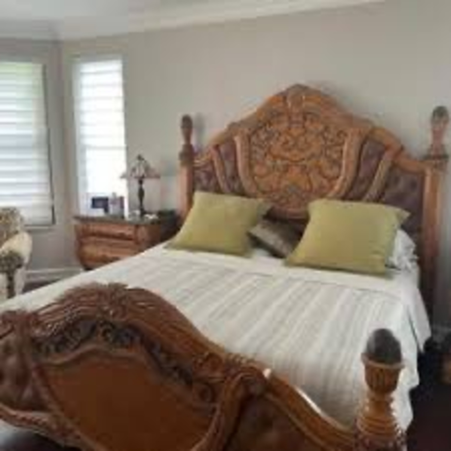 Michael Amini Trevi King Size Bedframe  - image-4