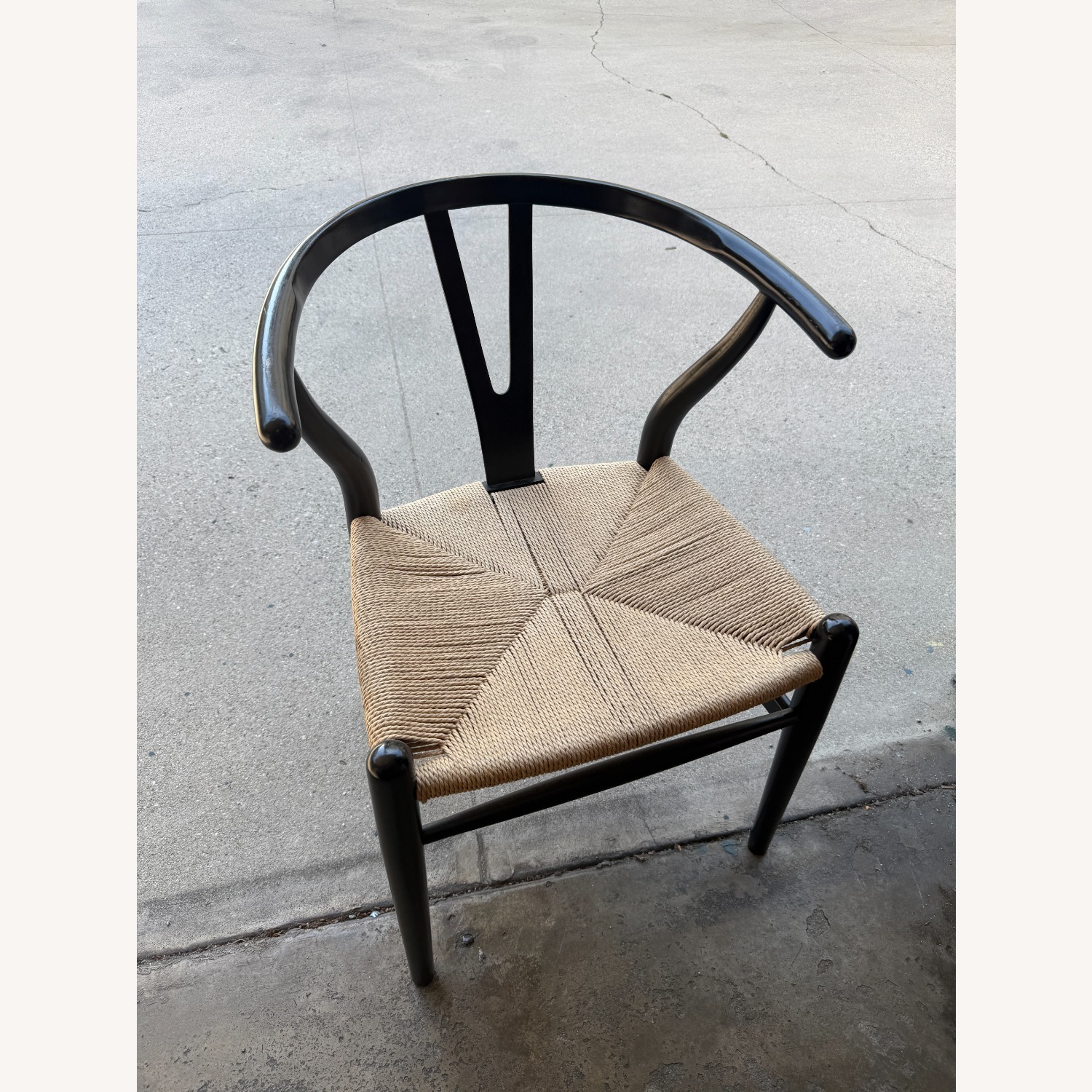 Carl Hansen Wishbone Chair Set (5) - image-4