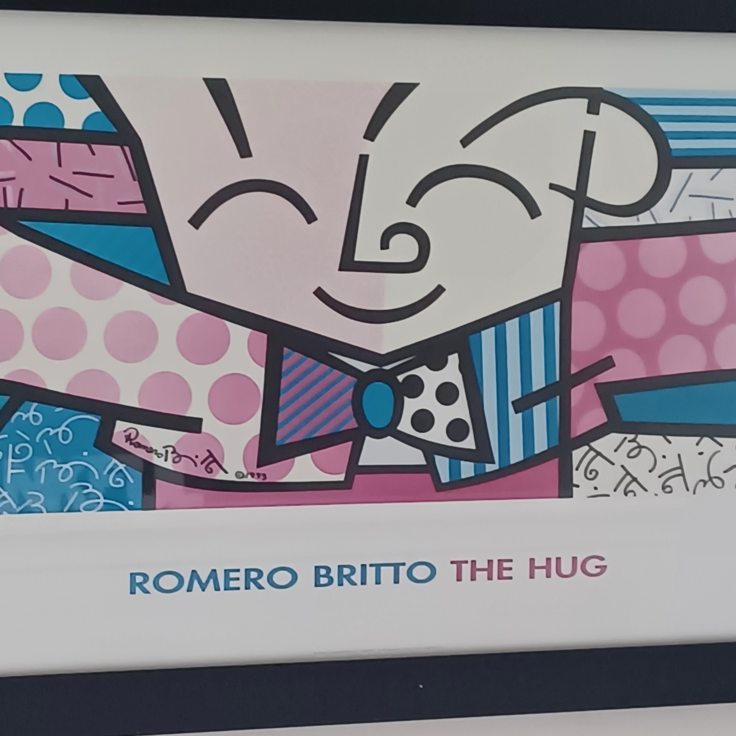 Romero Britto “The Hug” – Framed Print - image-2