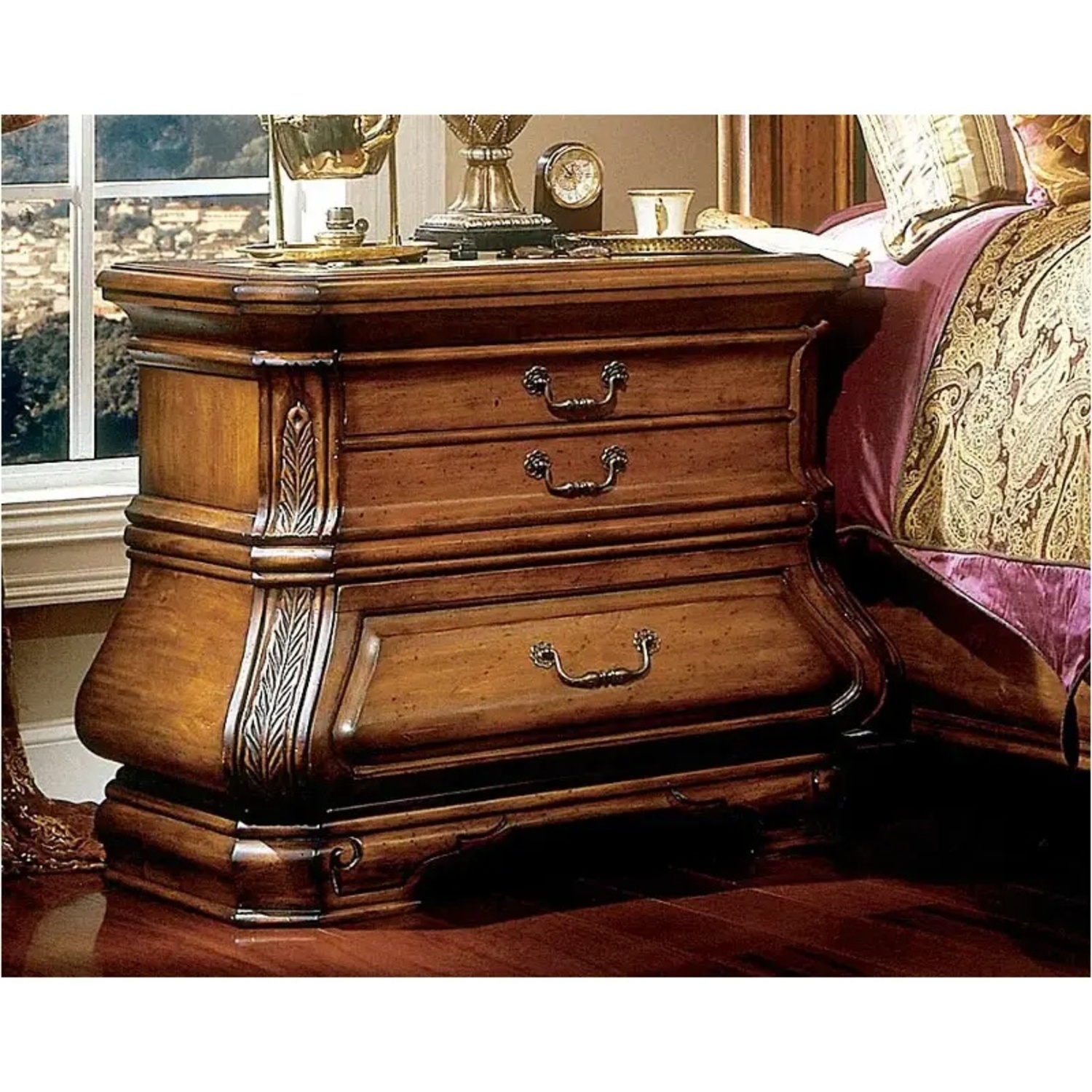 Pair of Michael Amini Tuscano Nightstands  - image-5