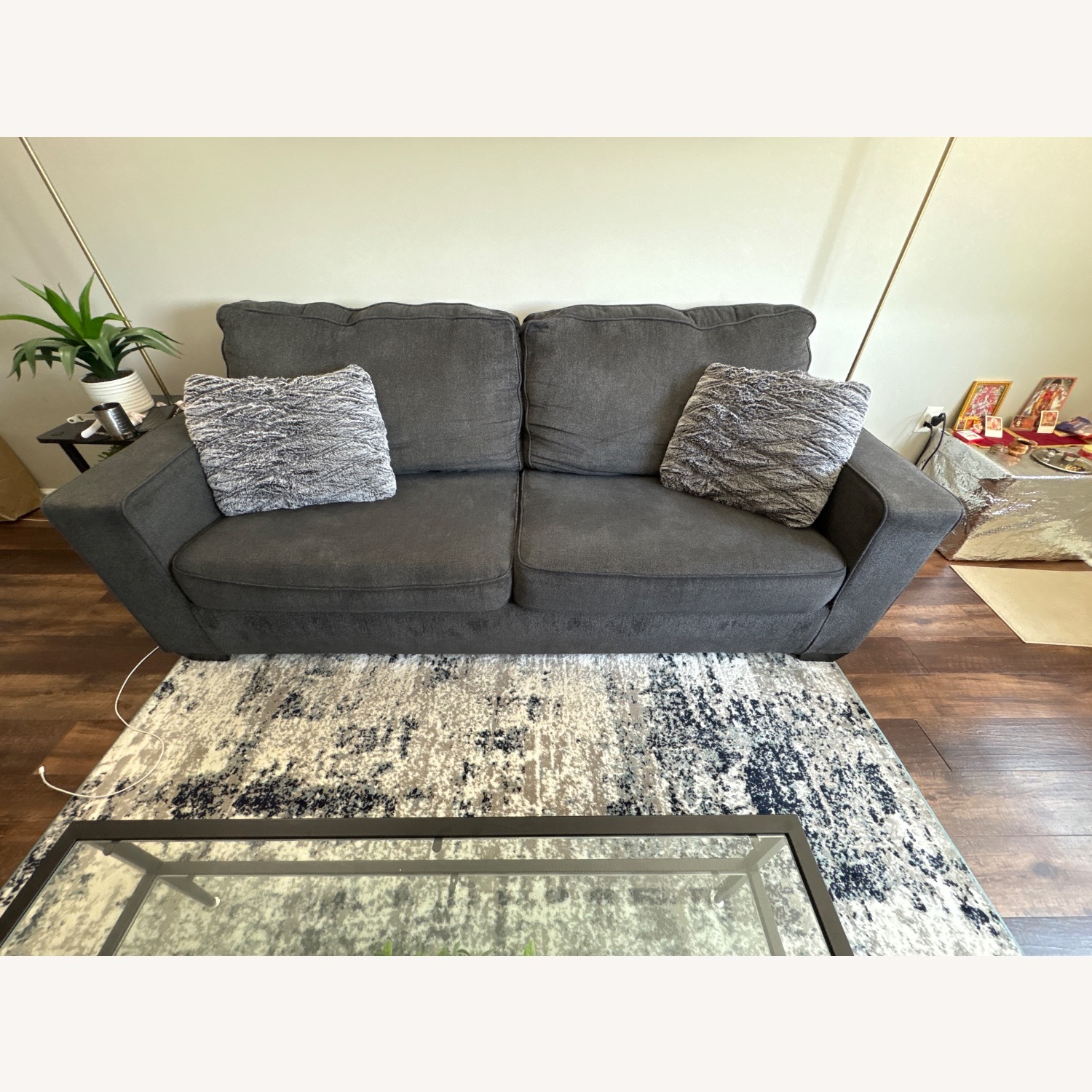 Raymour & Flanigan Adelson 2-Seater Sofa - image-2