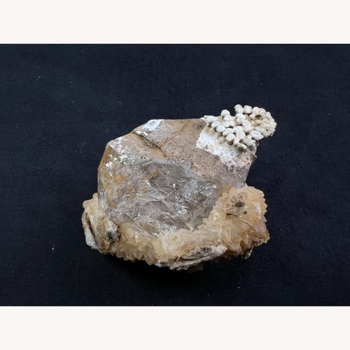 Used 4 Mineral for Home Decor for sale on AptDeco
