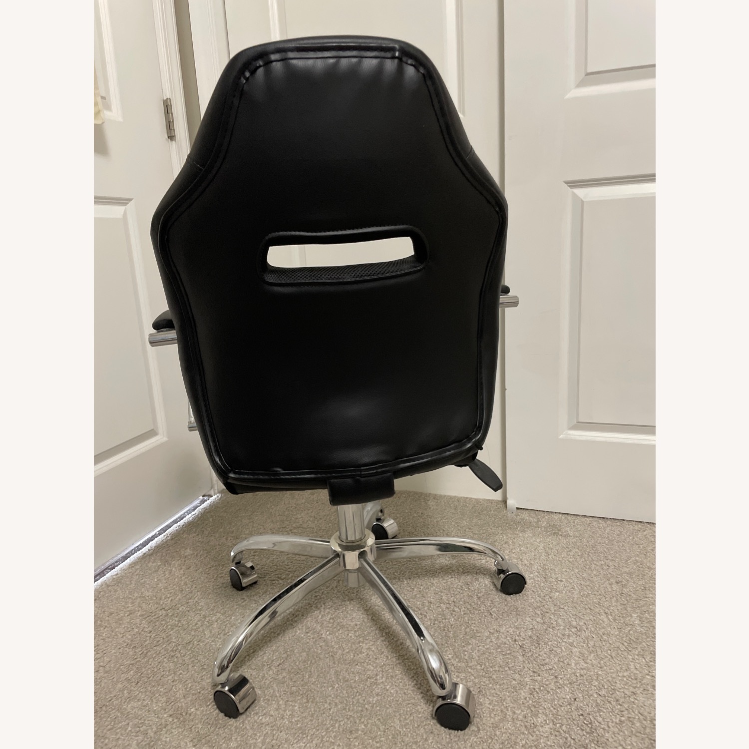 Global Furniture Sporty Office Chair - image-4