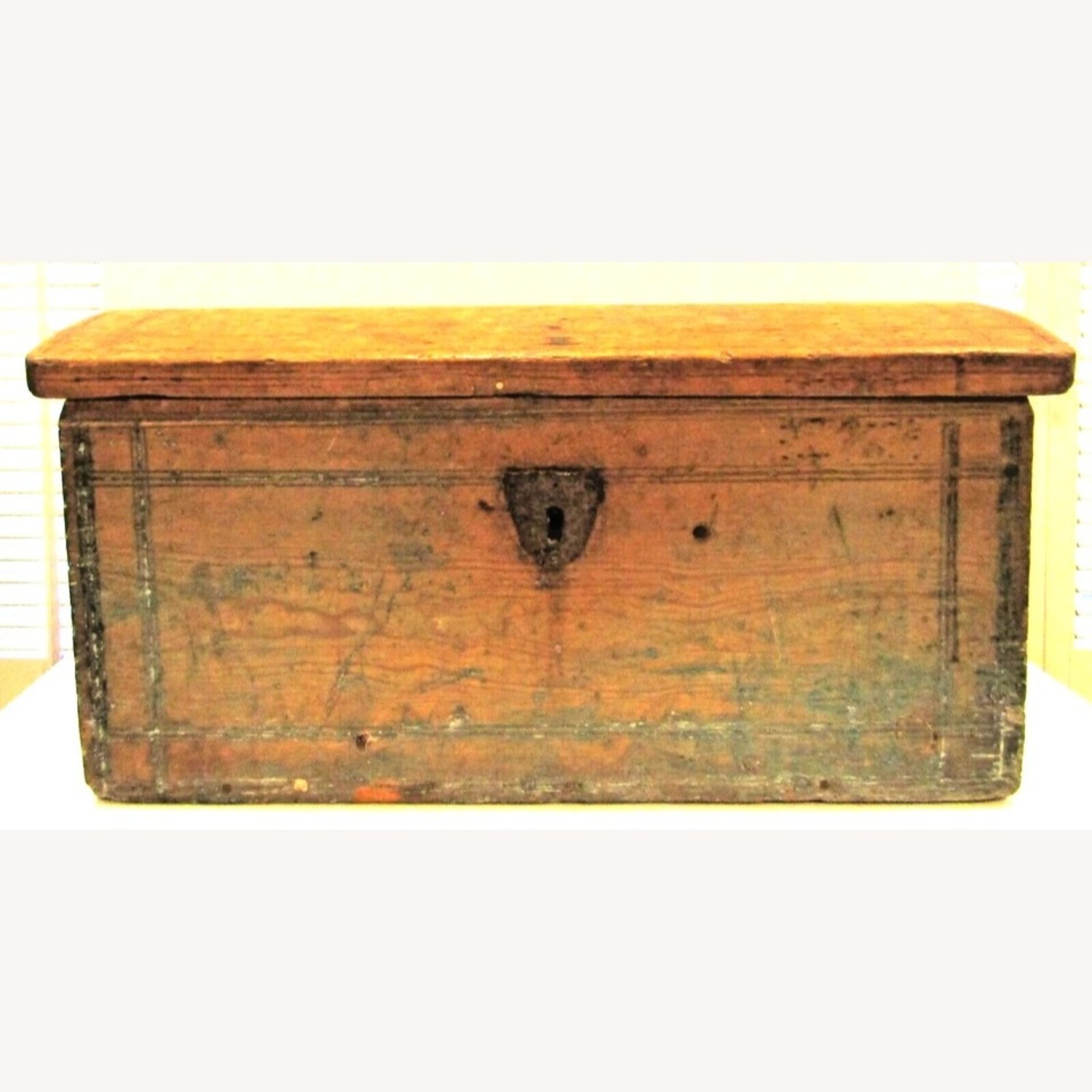 Antique 19th Century Early American Wood Chest - image-2
