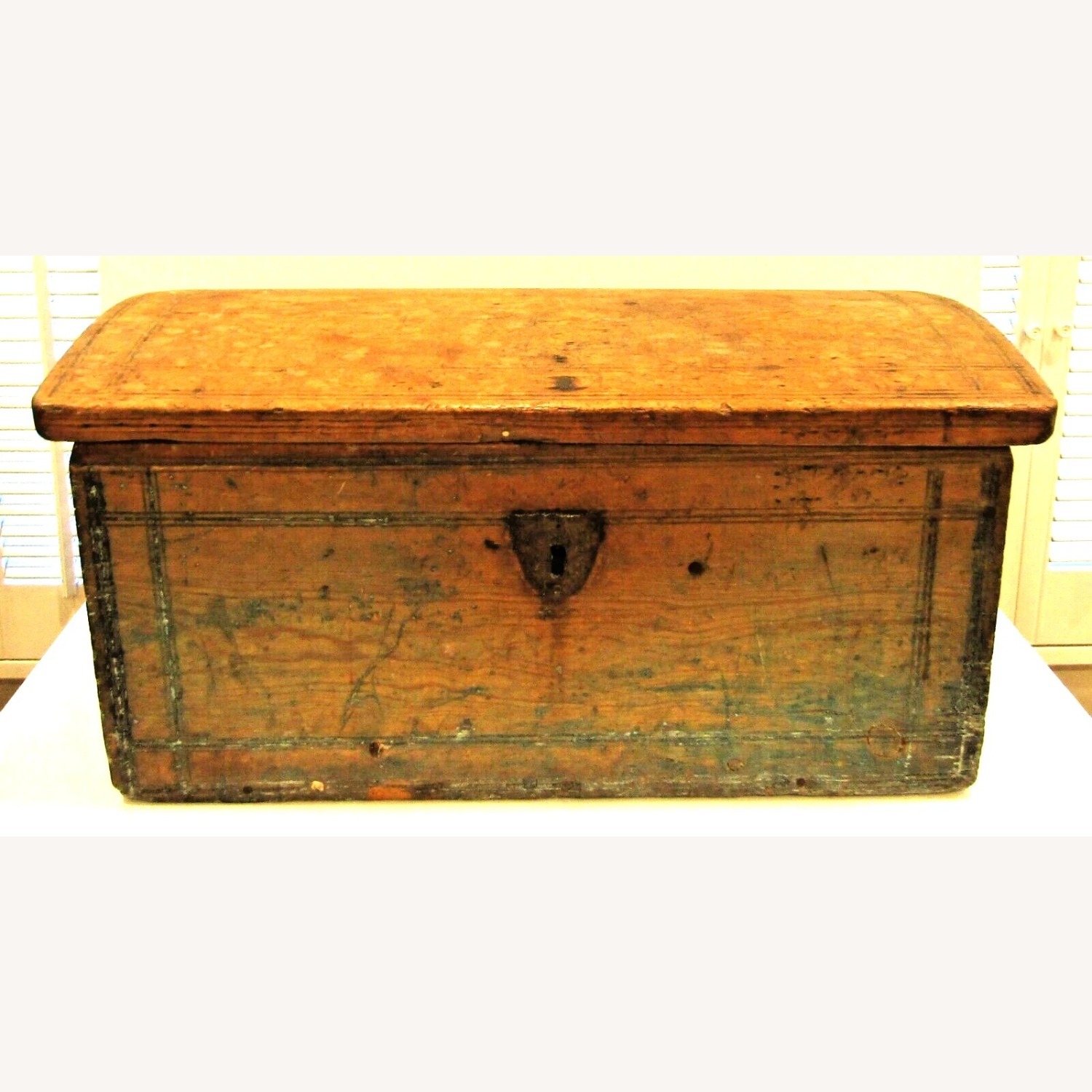 Antique 19th Century Early American Wood Chest - image-1