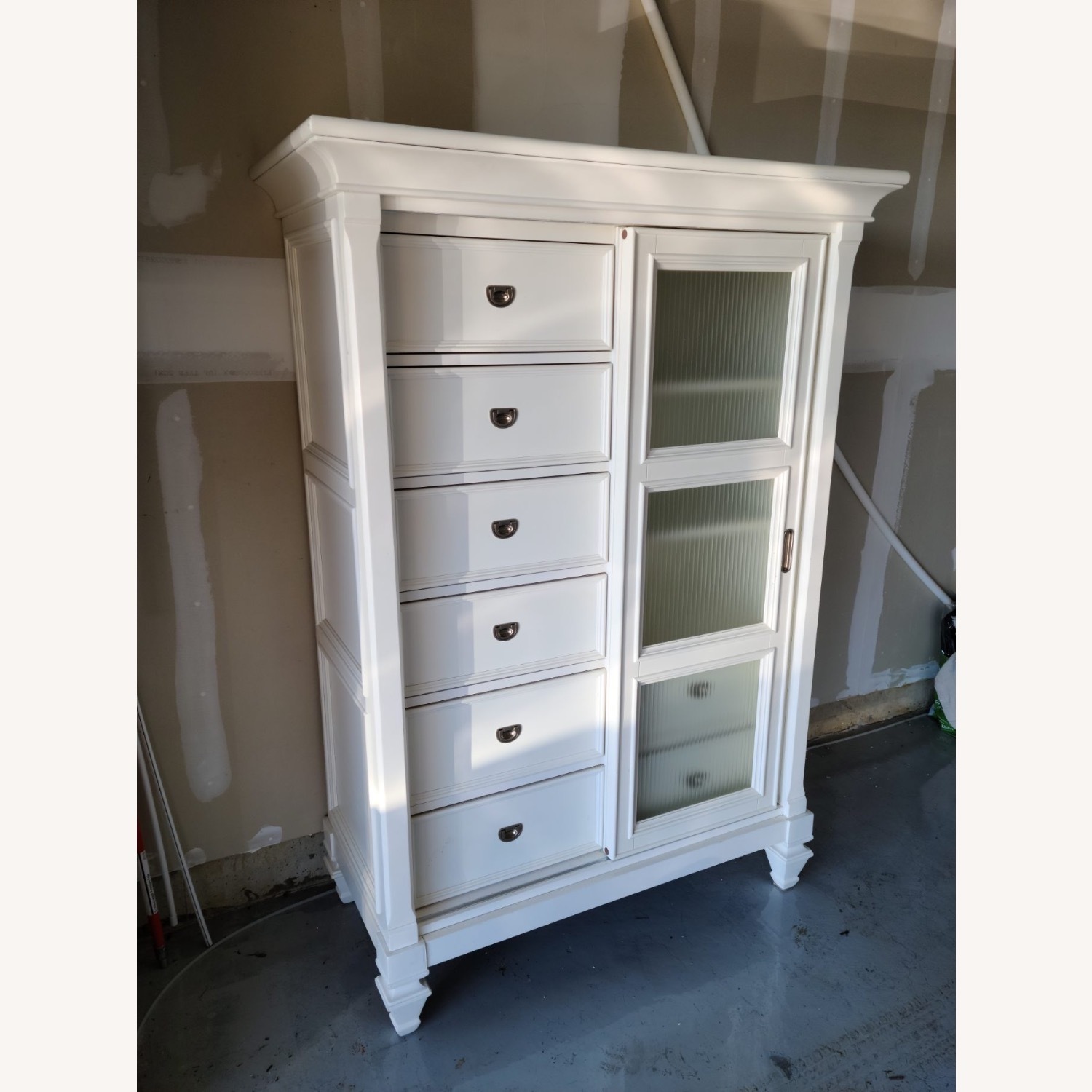 Belmar White Gentleman’s Chest - image-1