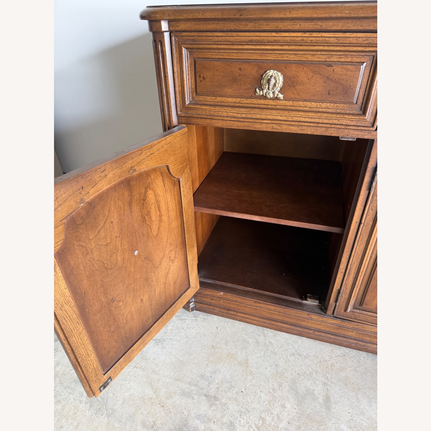 Henredon Credenza - image-6