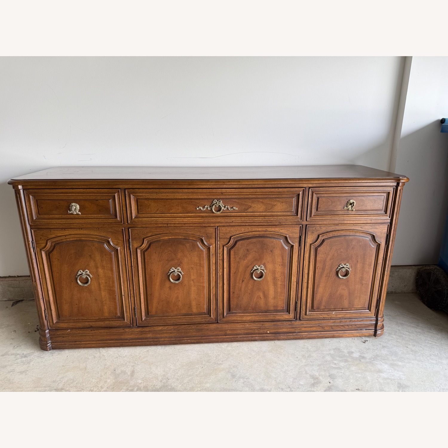 Henredon Credenza - image-9