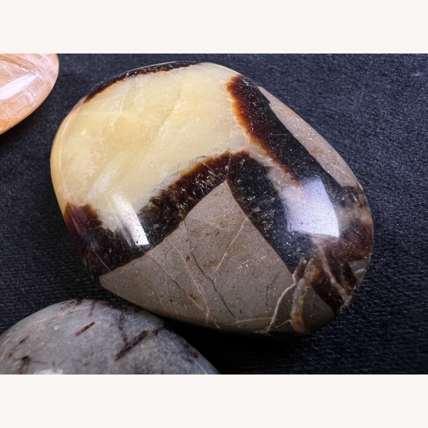 7 Minerals for Home Decor - image-6