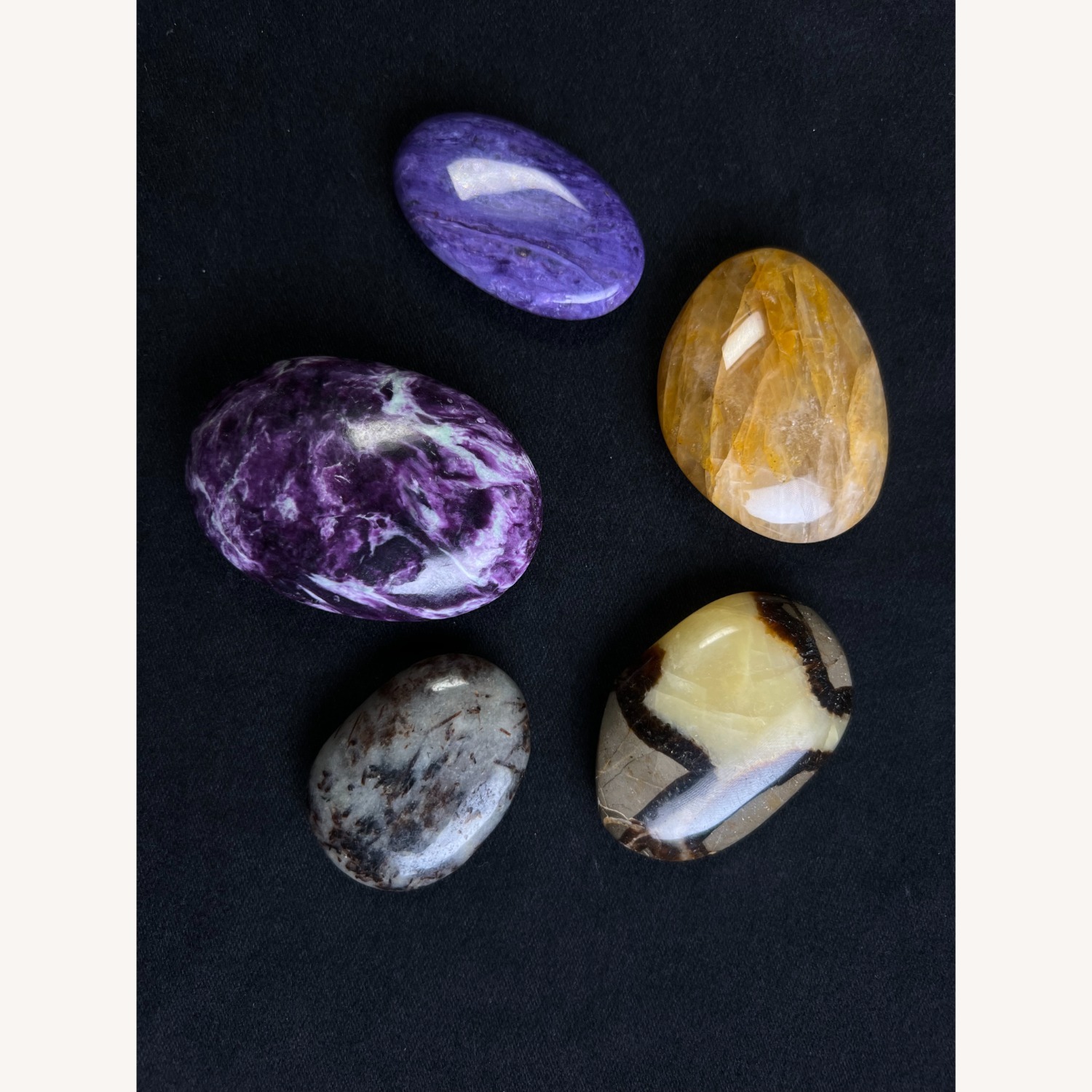 7 Minerals for Home Decor - image-1