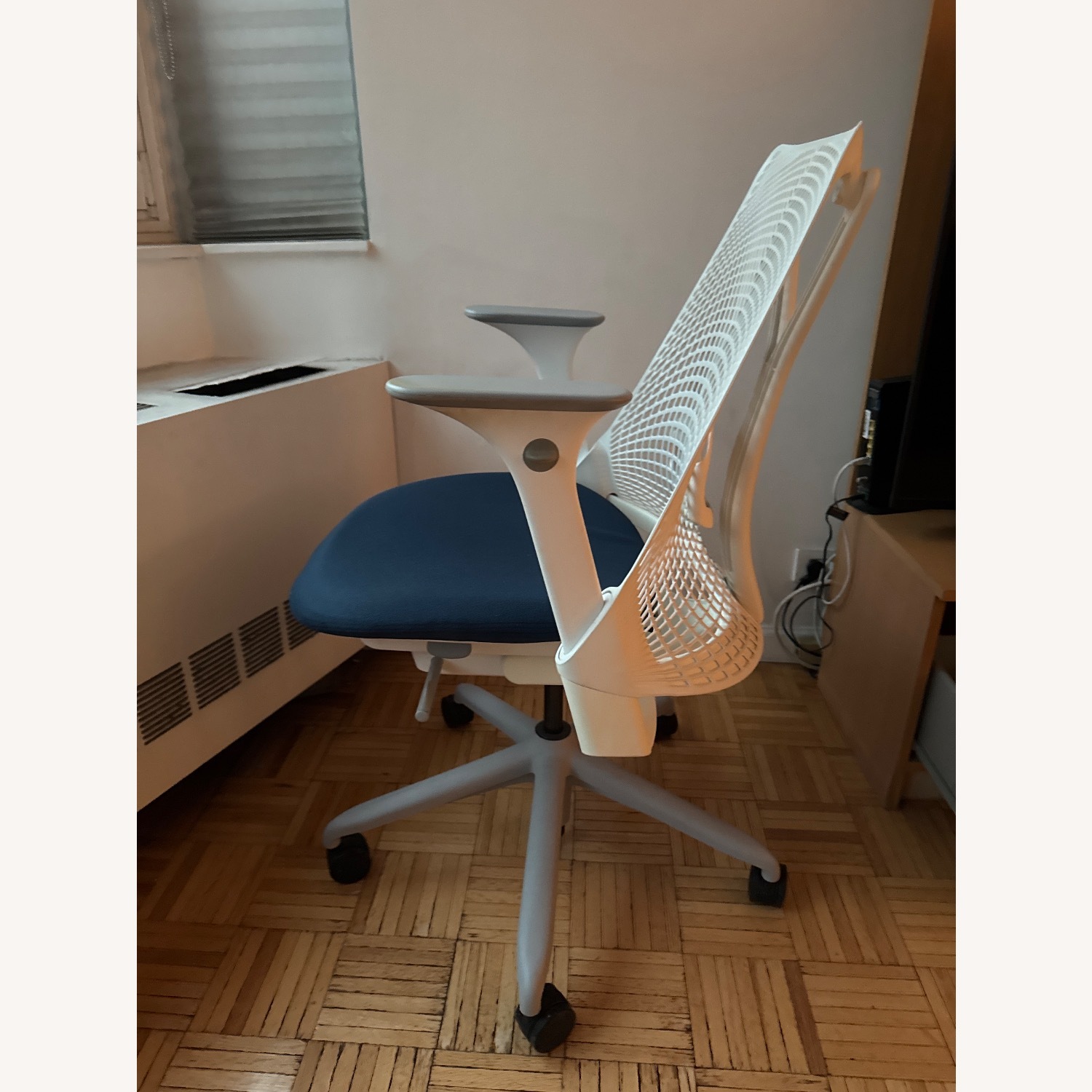 Herman Miller Sayl Chair - image-3