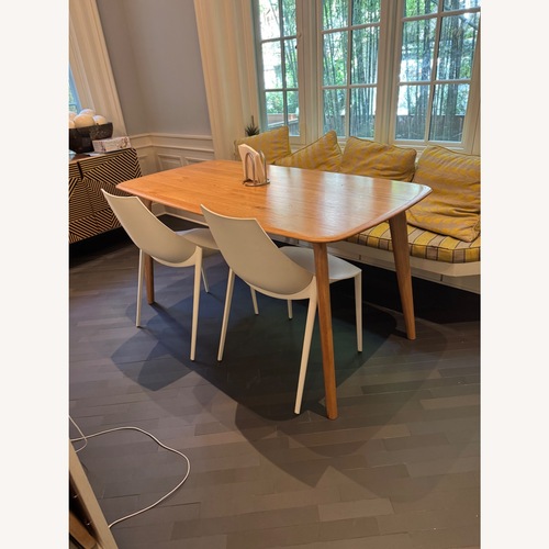 Used Table and Chairs  for sale on AptDeco