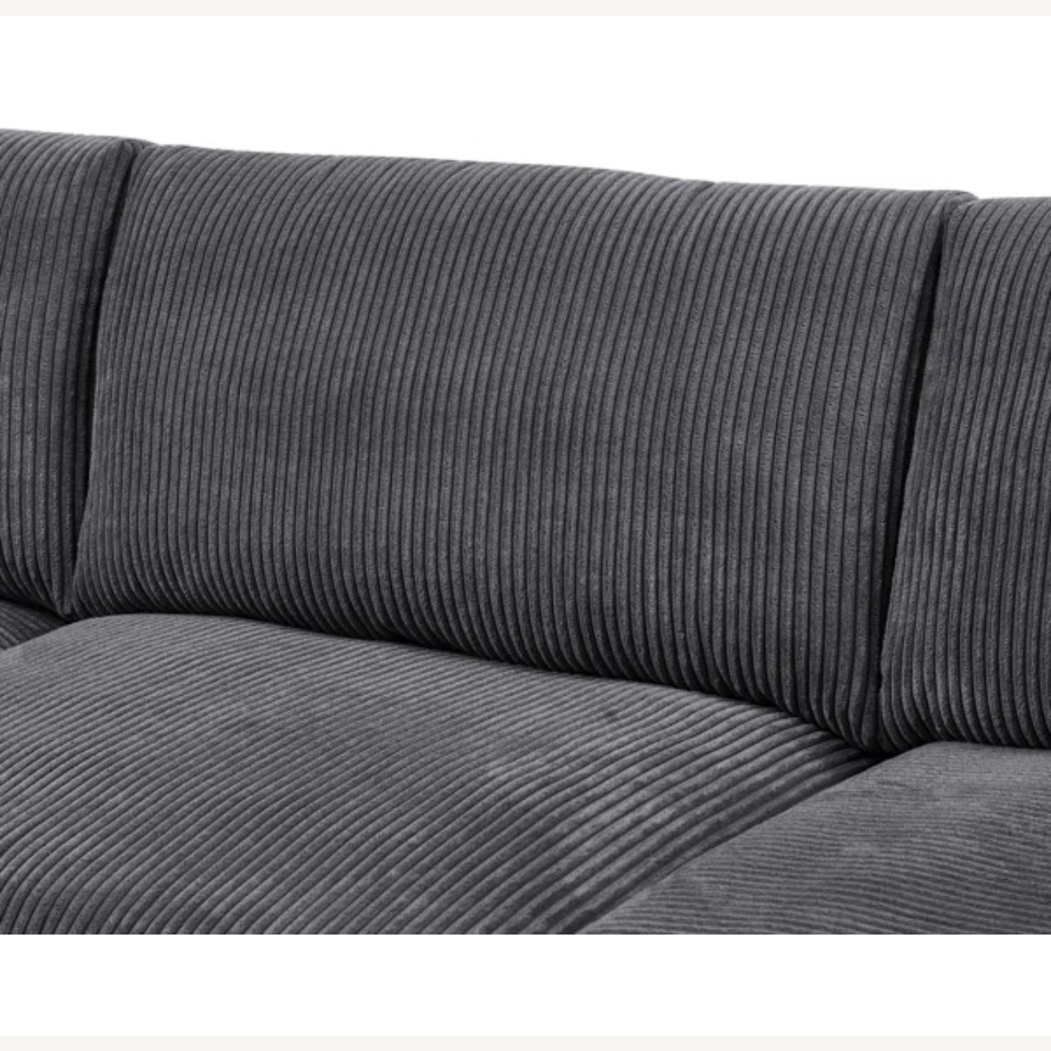 Very comfy sofa for you! - image-2
