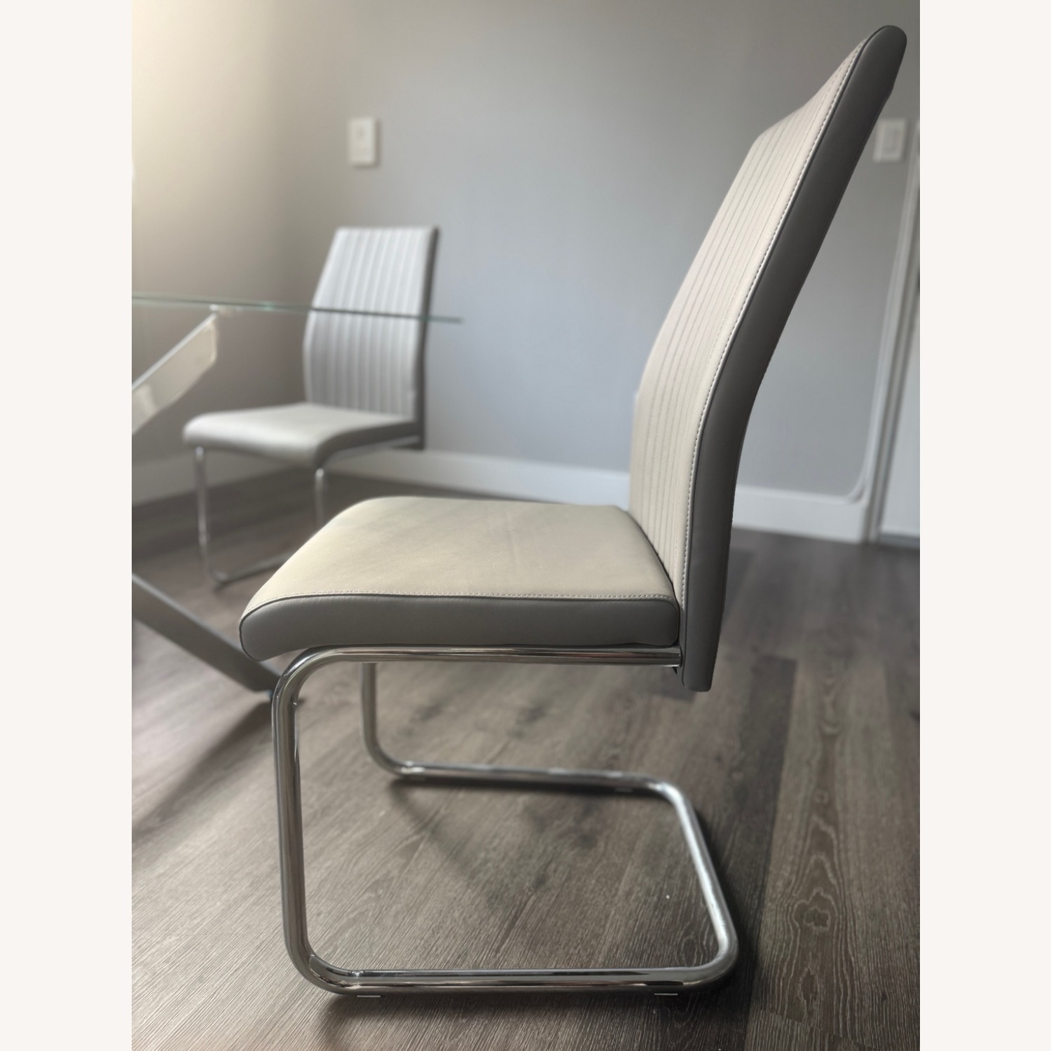 Modern Glass Dining Set W 6 Grey Chairs - image-3