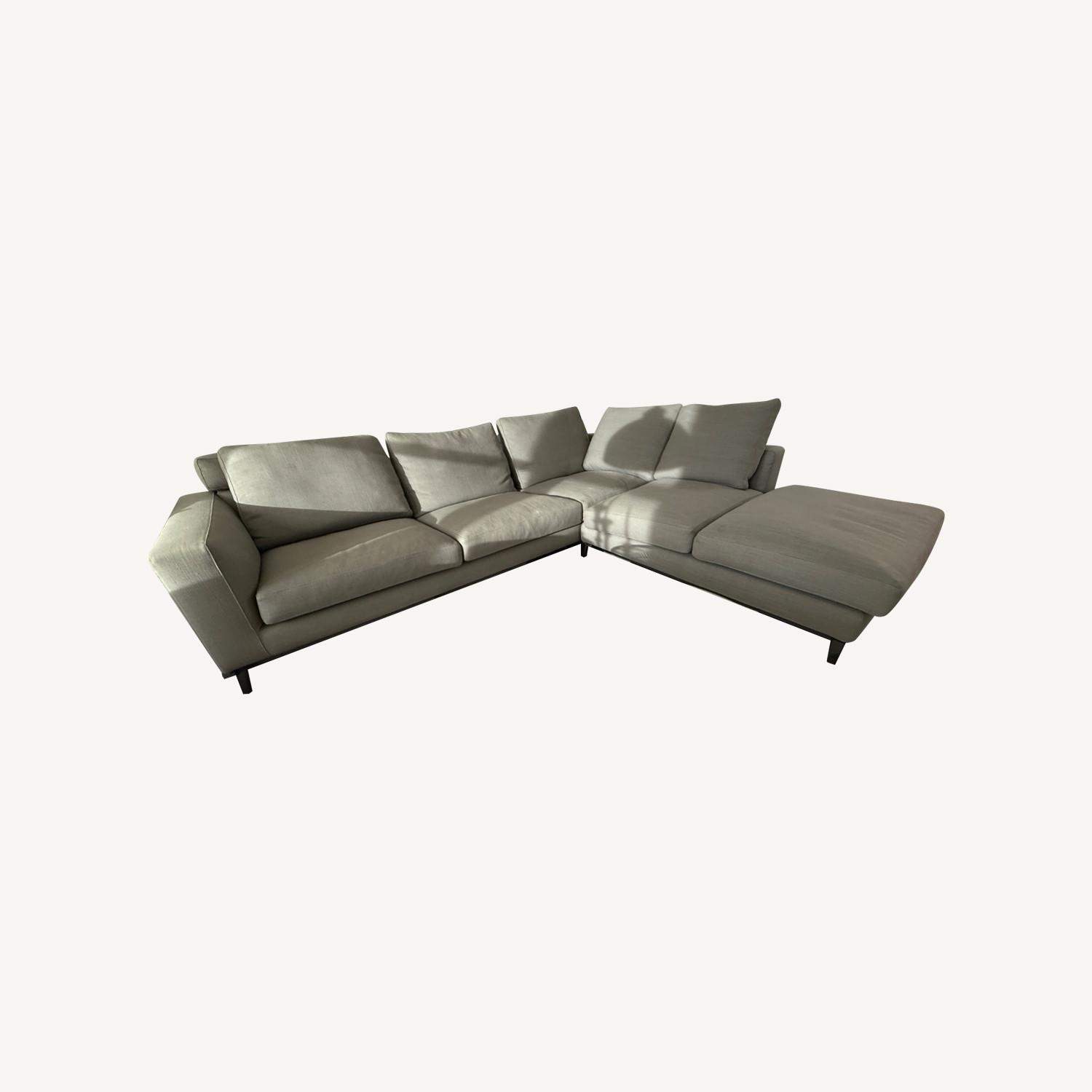 Minotti Anderson Sectional 9’X 8’ - image-0