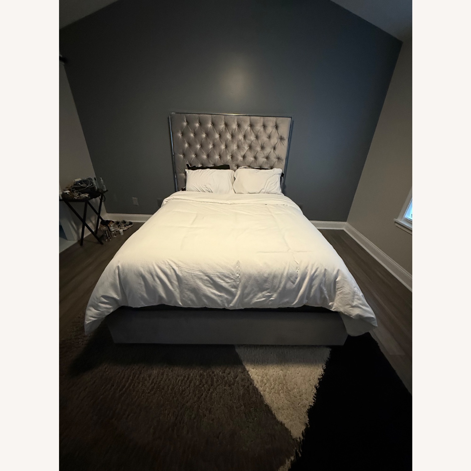 Tufted Upholstered Queen Bed - image-4