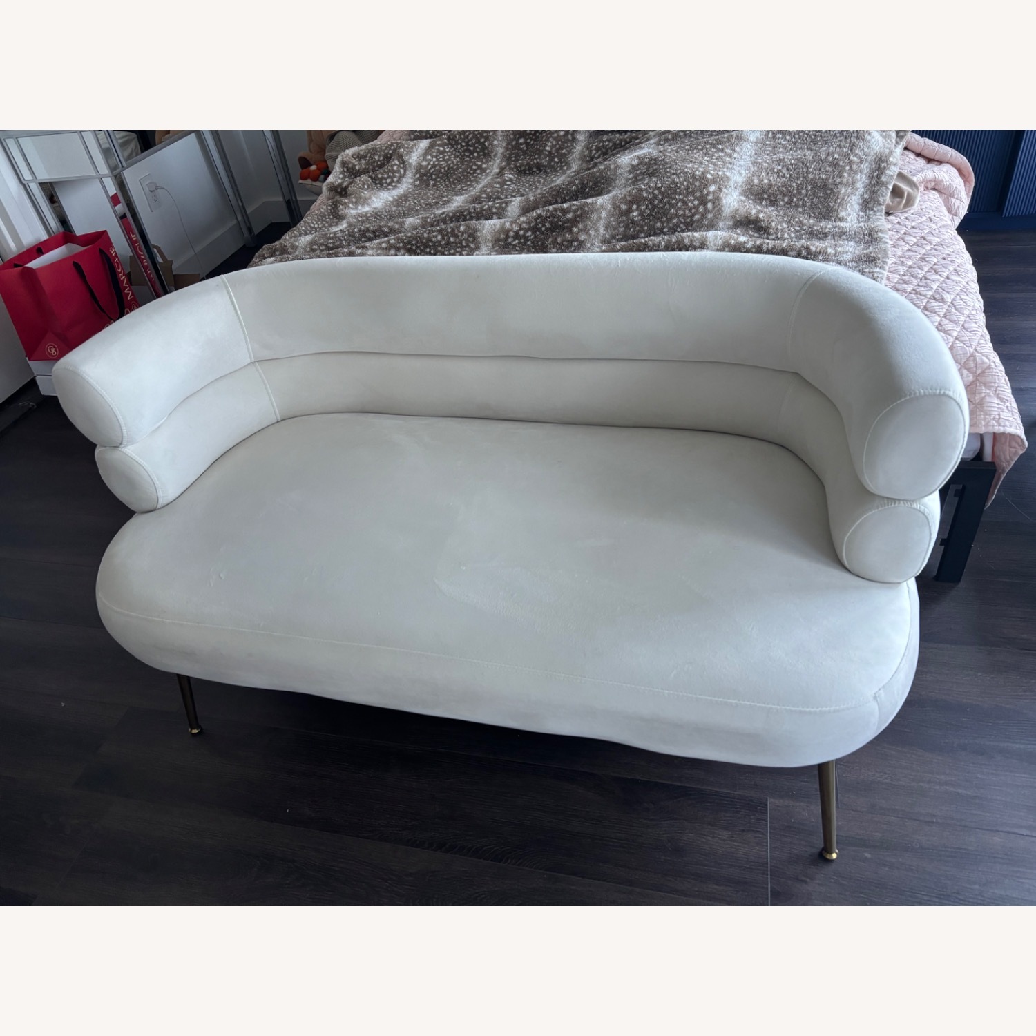 Demetrius Ivory Loveseat - image-7