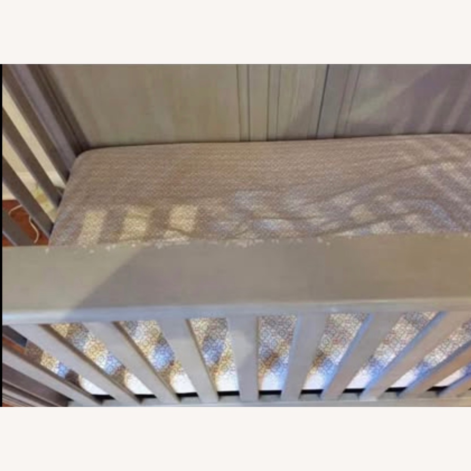 Baby Cache Vienna Crib - image-3