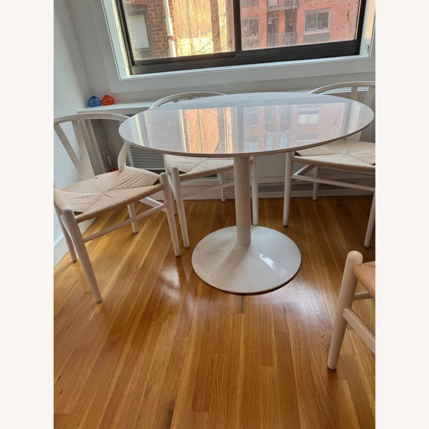 White Round Pedestal Dining Table - image-2