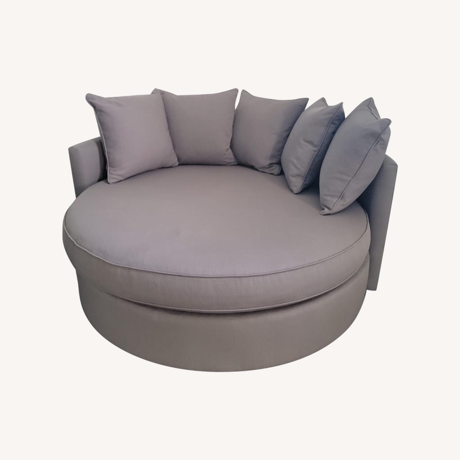 Jennie Round Chaise - AptDeco