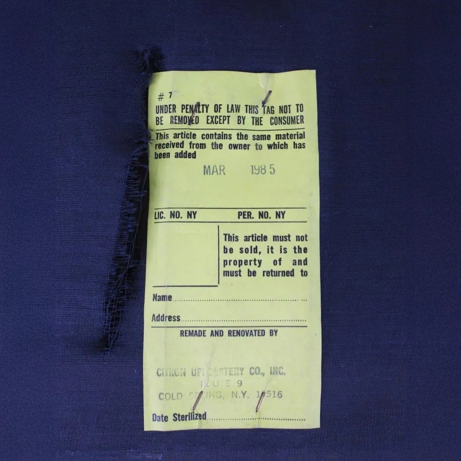 Minimalist Postmodern 3-Seat Sofa for Knoll - image-9