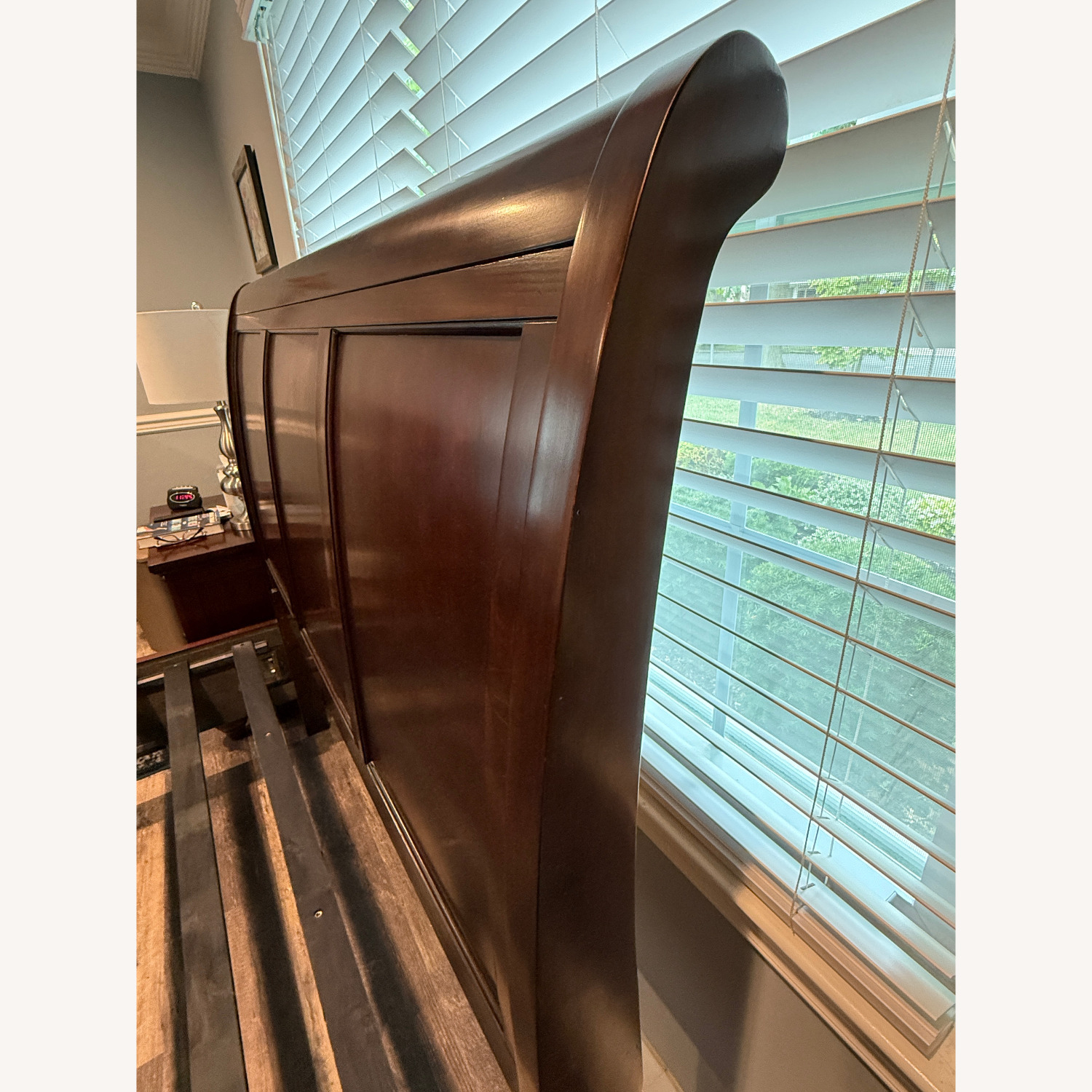 Bob's Discount Furniture Bed  - image-5