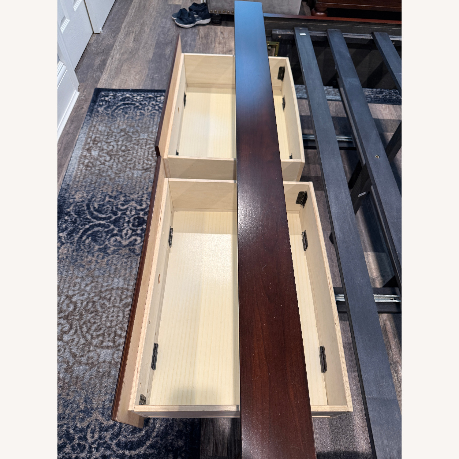 Bob's Discount Furniture Bed  - image-4