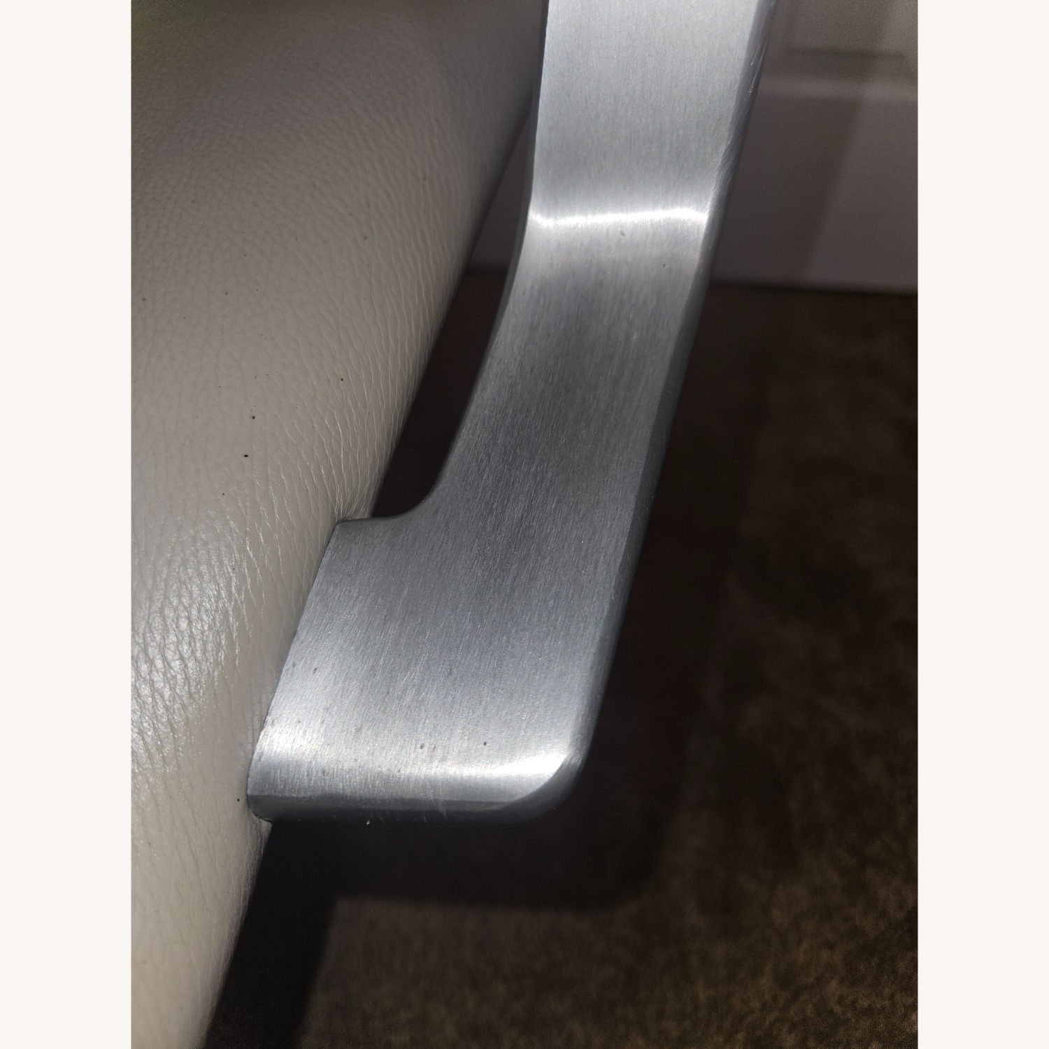 Fritz Hansen Arne Jacobsen Oxford Chair - image-3