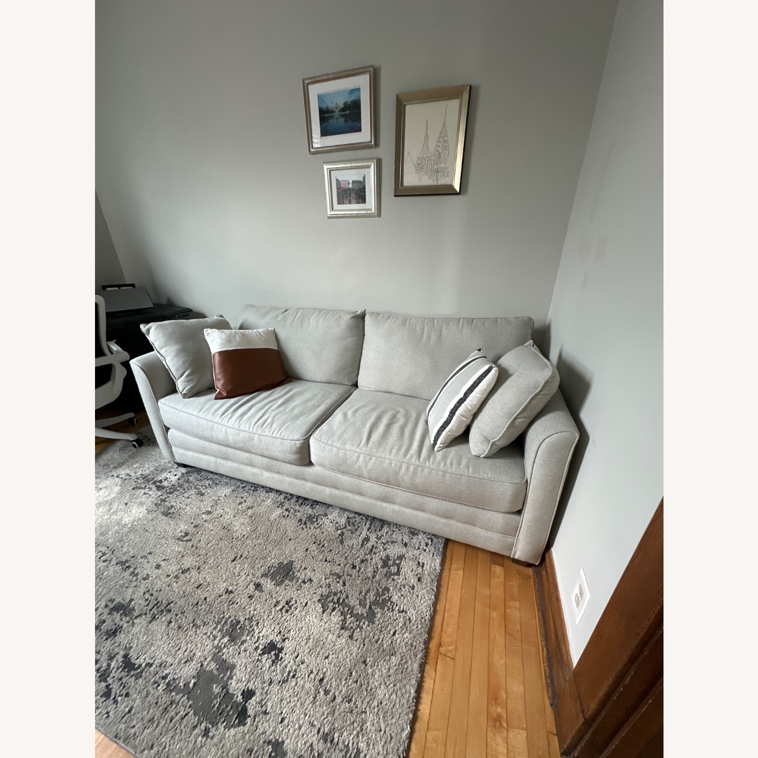 Kodie Light Gray Pullout Couch - image-2