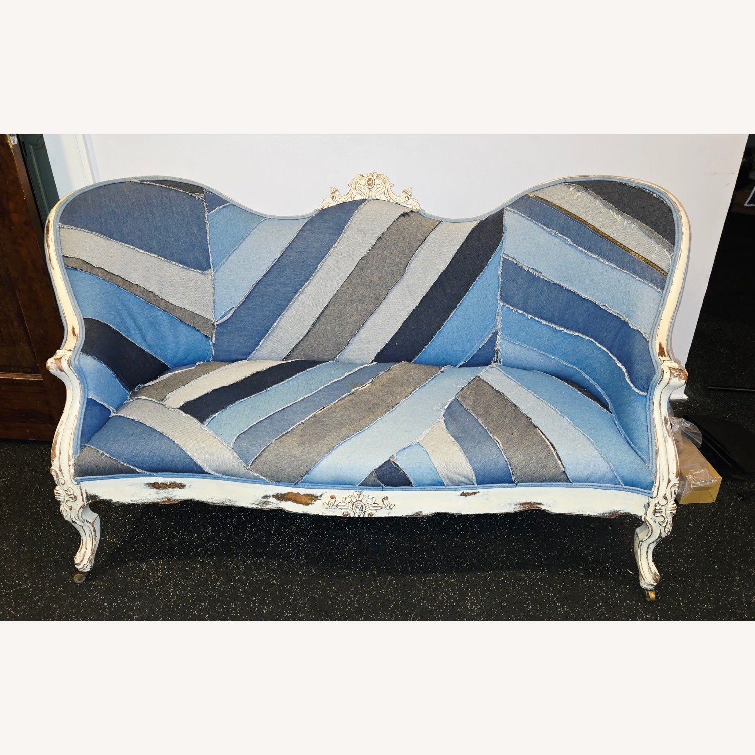 Vintage Custom Made Denim Sette 3 Seater - image-1