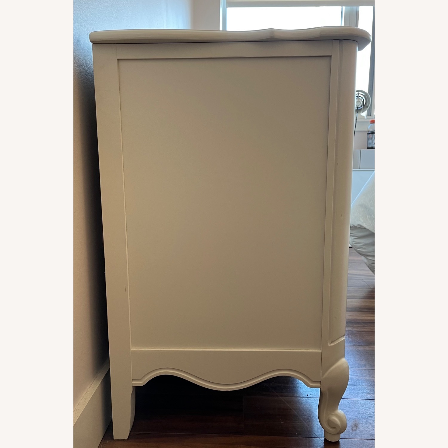 Vintage French Country 9-drawer Dresser - image-8