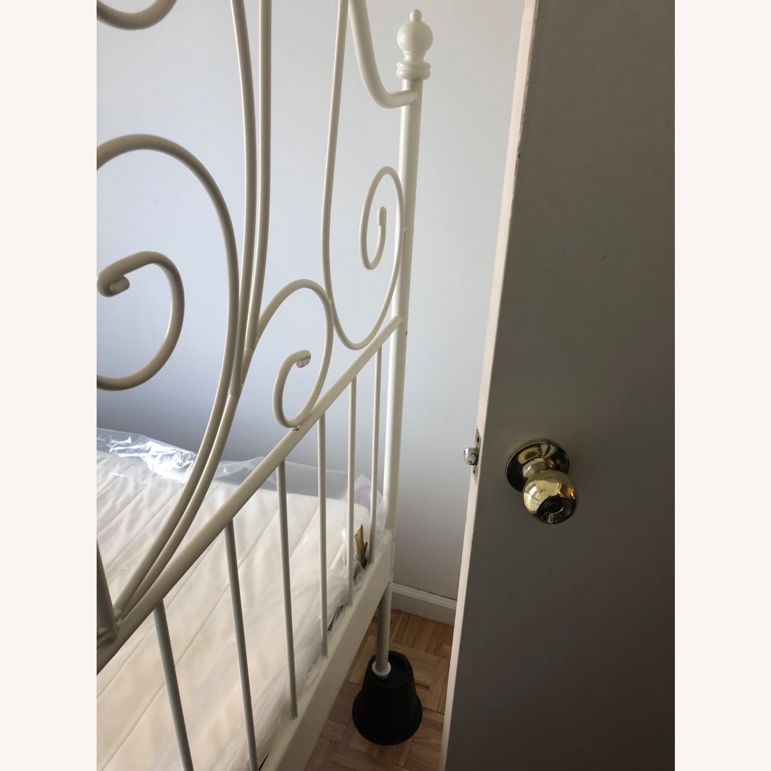 IKEA LEIRVIK Queen Metal Bed Frame - image-9