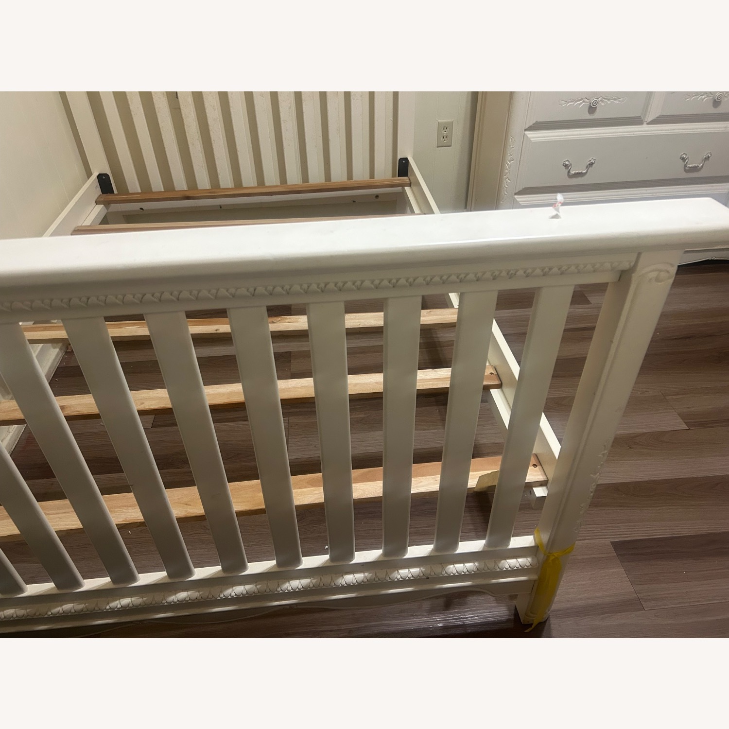 Solid full-size Bed - image-2