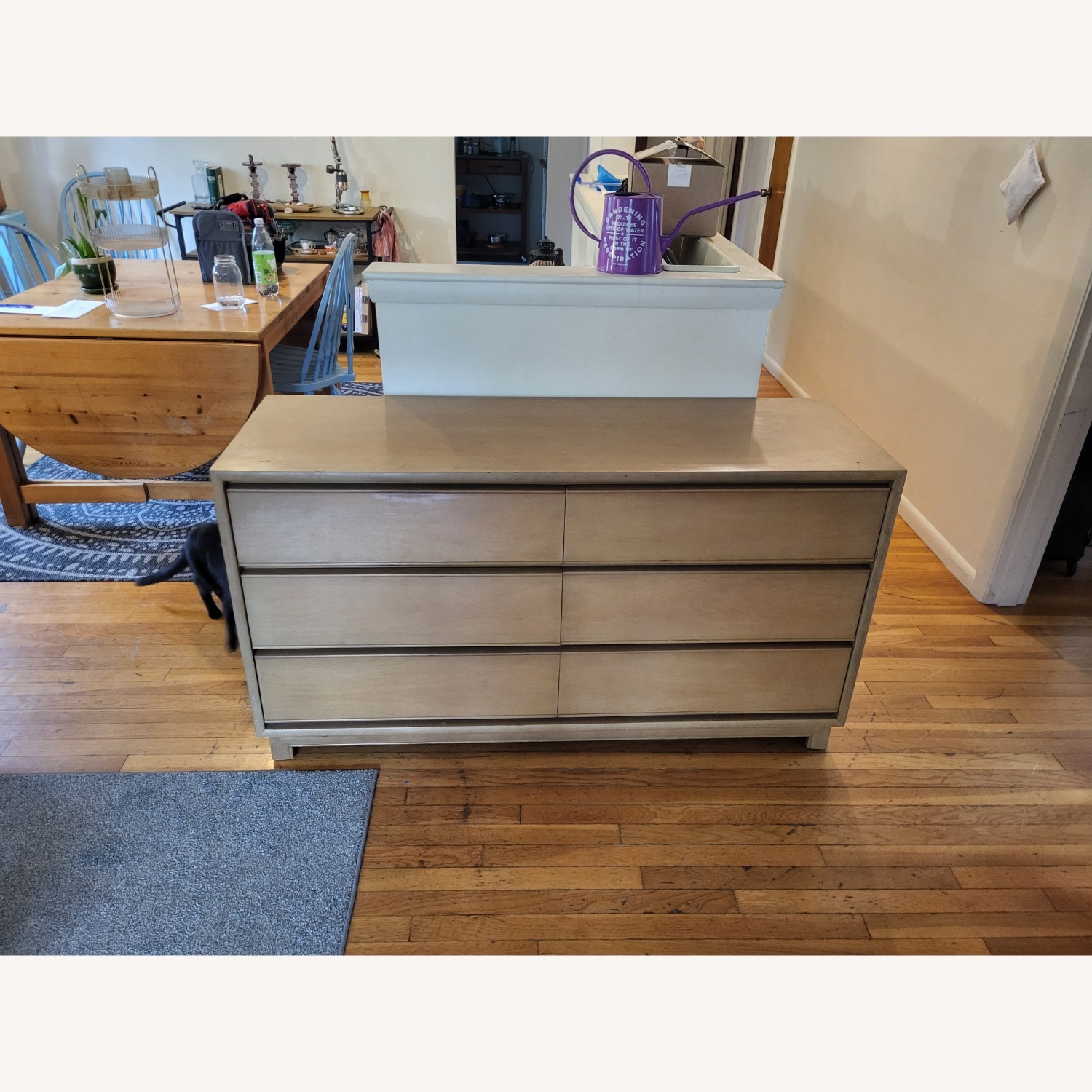 Mid-Century Modern Kroehler Dresser - AptDeco Mid-Century Modern Kroehler Dresser - AptDeco