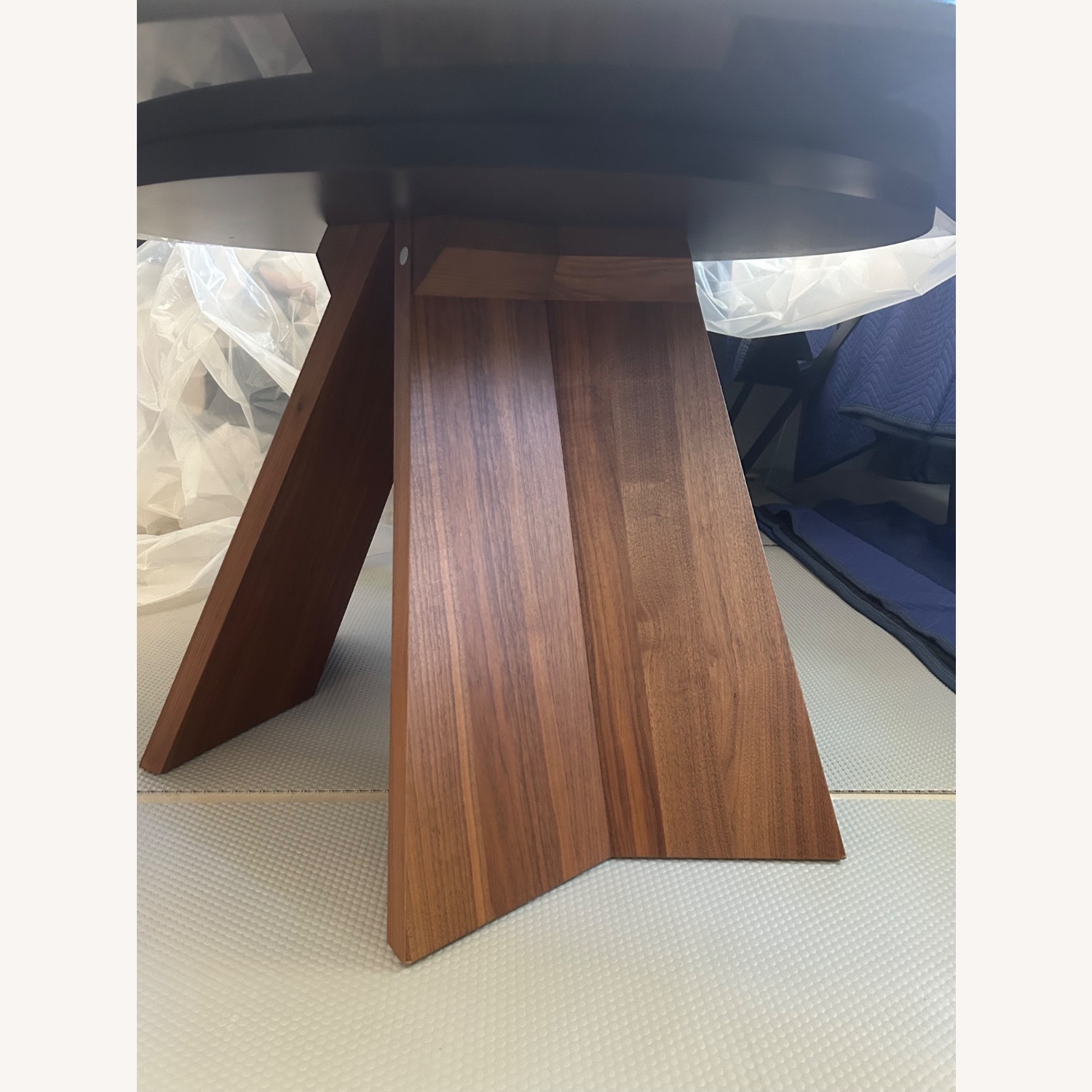 Calligaris High End Italian Designer Dining Table and Chairs - image-3