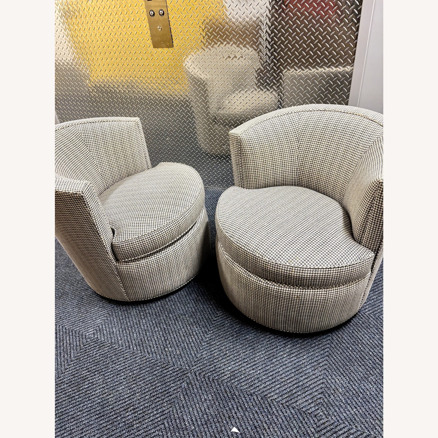 Room & Board Otis Swivel Chair - image-3