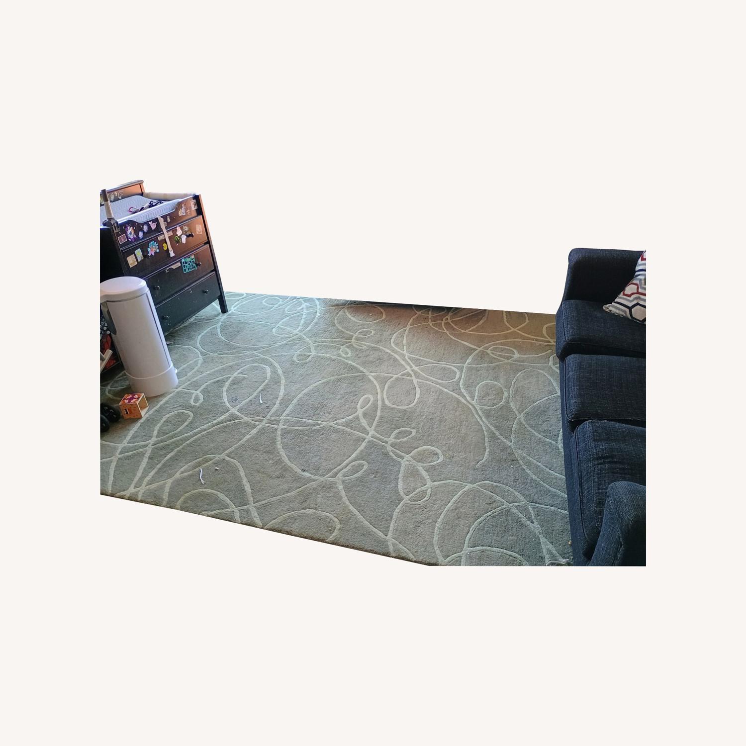 Area Rug - AptDeco