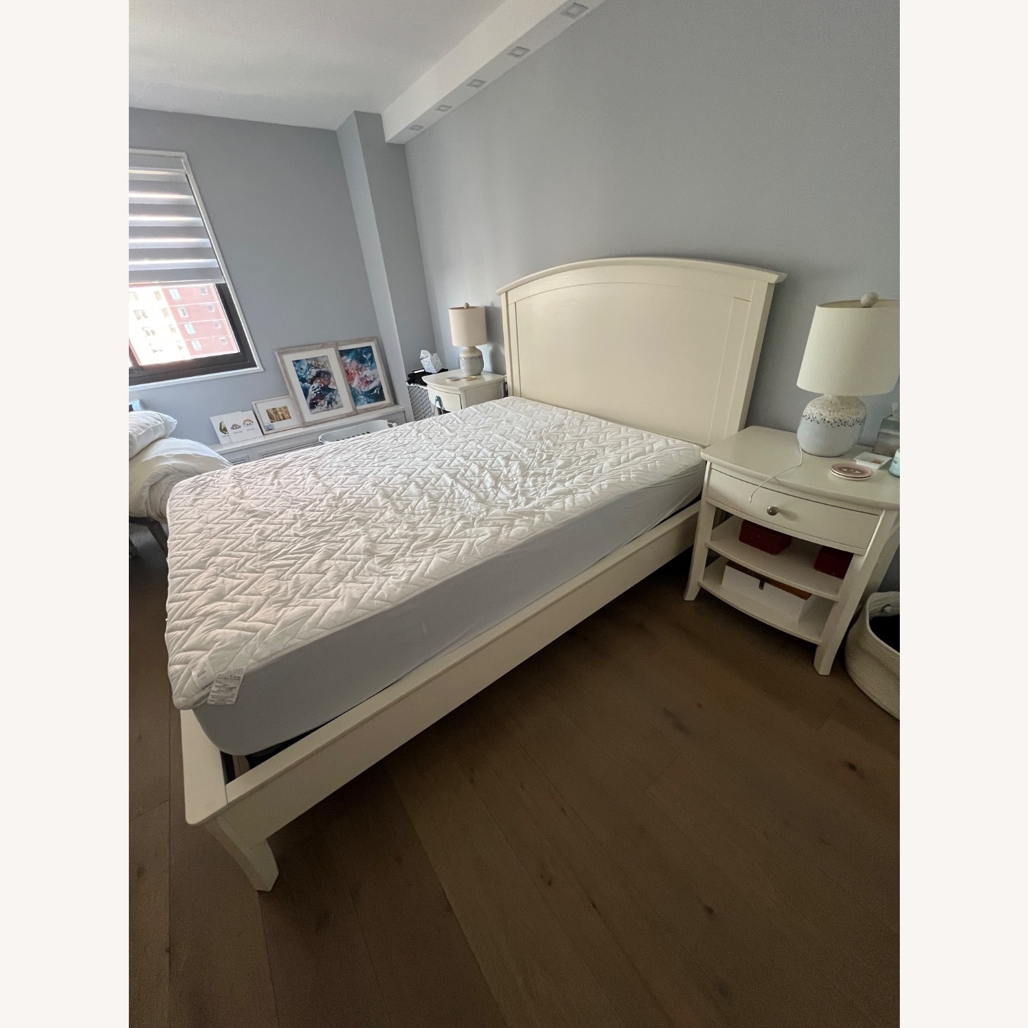 Pottery Barn Chloe Queen White Bed - image-2